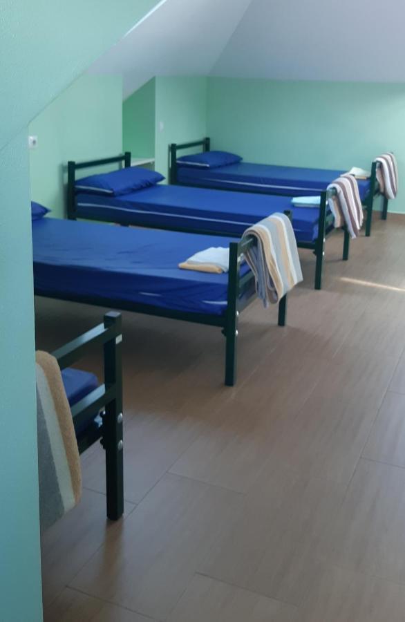 Albergue La Escuela La Laguna  エクステリア 写真